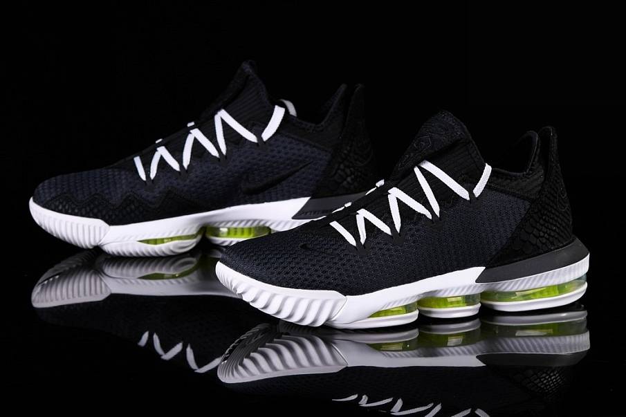 Фото № 3 с приближением к товару «‎Nike Lebron 16 Python »
