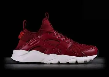 Nike Air Huarache Ultra SE Team  - 1