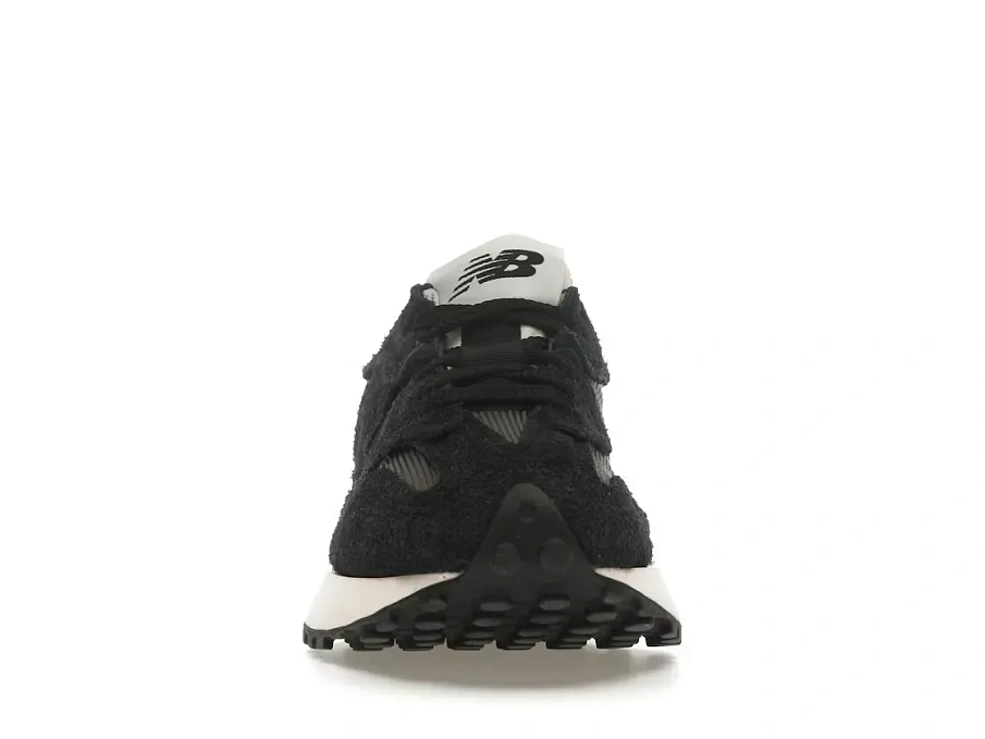 Фото № 2 с приближением к товару «‎New Balance 327»