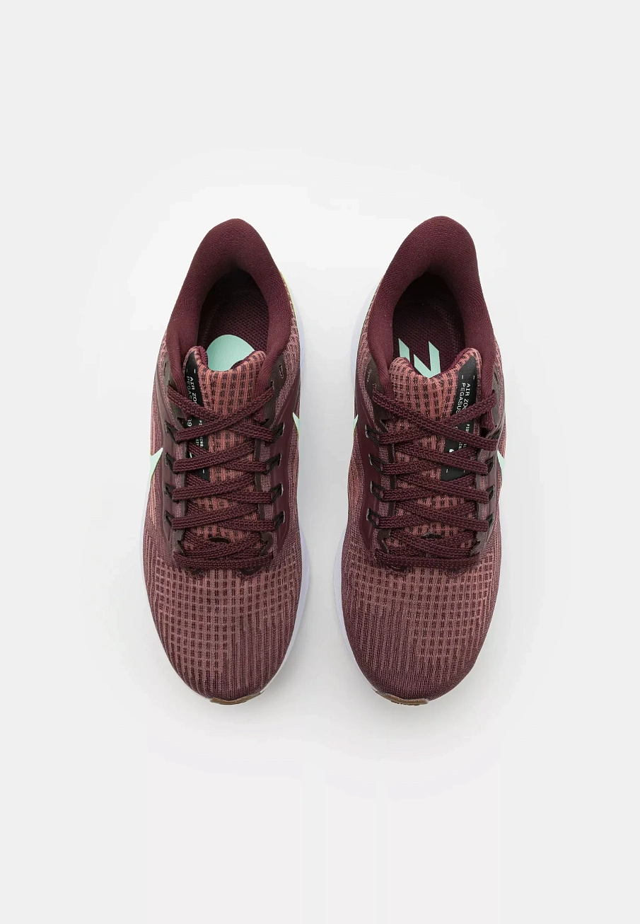 Фото № 4 с приближением к товару «‎AIR ZOOM PEGASUS 39»