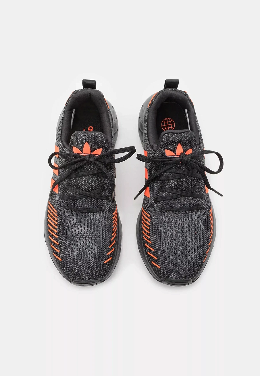 Фото № 3 с приближением к товару «‎SWIFT RUN 22 UNISEX»