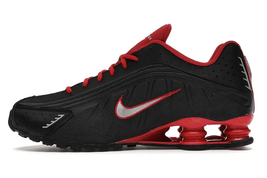 Фото № 3 с приближением к товару «‎Nike Shox R4 Black Metallic Silver Red»