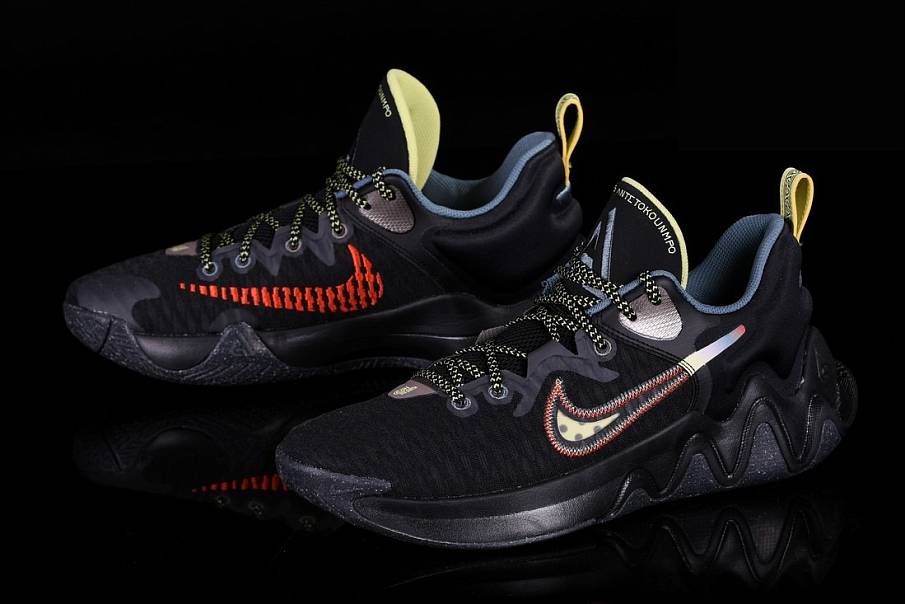 Фото № 2 с приближением к товару «‎Nike Giannis Immortality Force Field »