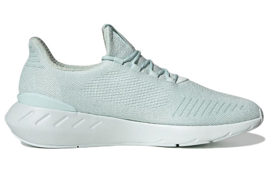 Фото № 2 с приближением к товару «‎ adidas originals Swift Run 22 Running shoes»