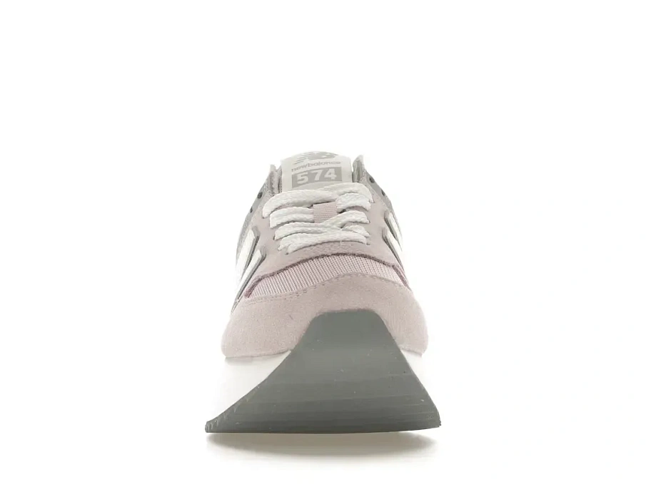 Фото № 2 с приближением к товару «‎New Balance 574 Plus»