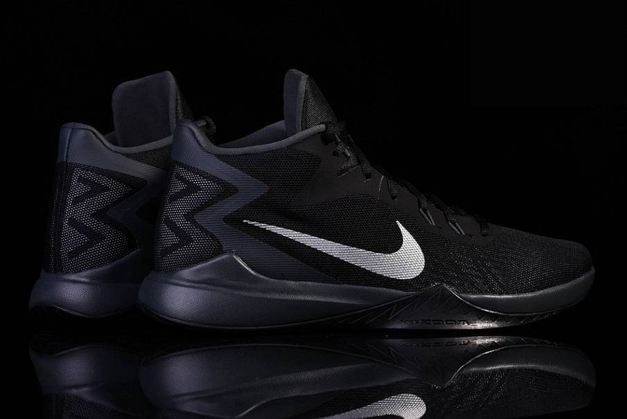 Фото № 1 с приближением к товару «‎Nike Zoom Evidence »