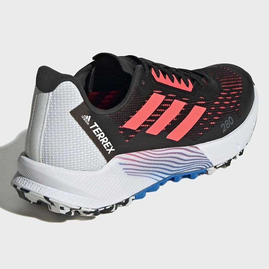 Фото № 4 с приближением к товару «‎Adidas Terrex Agravic »