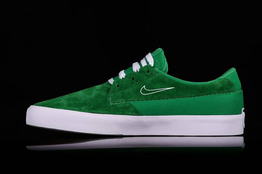 Фото № 3 с приближением к товару «‎Nike SB Shane Lucky »