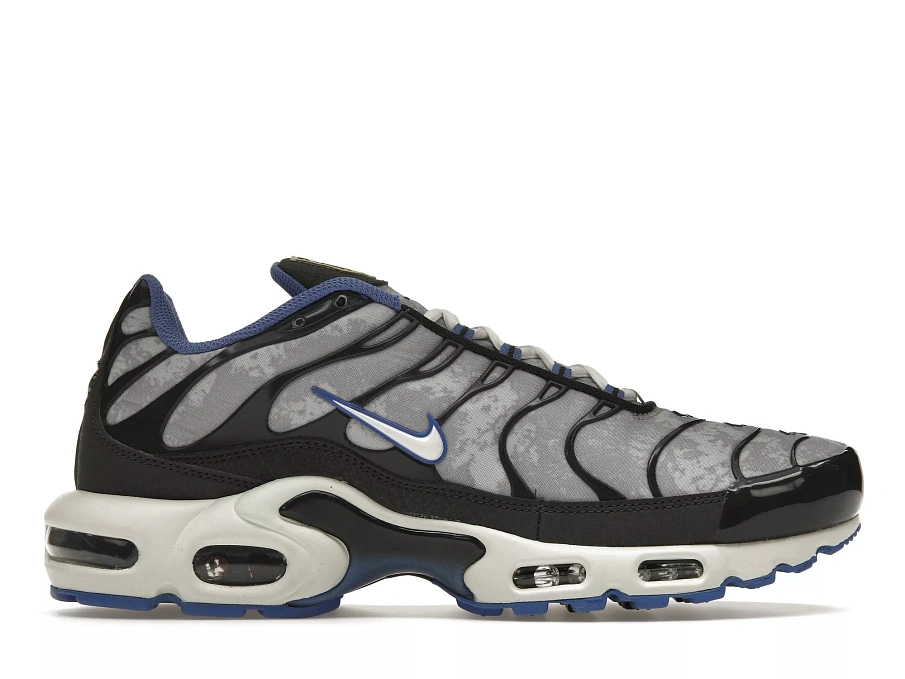 Фото № 1 с приближением к товару «‎Nike Air Max Plus Social F.C.»