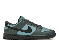 Фото № 1 с приближением к товару «‎Nike Dunk Low Retro SE»