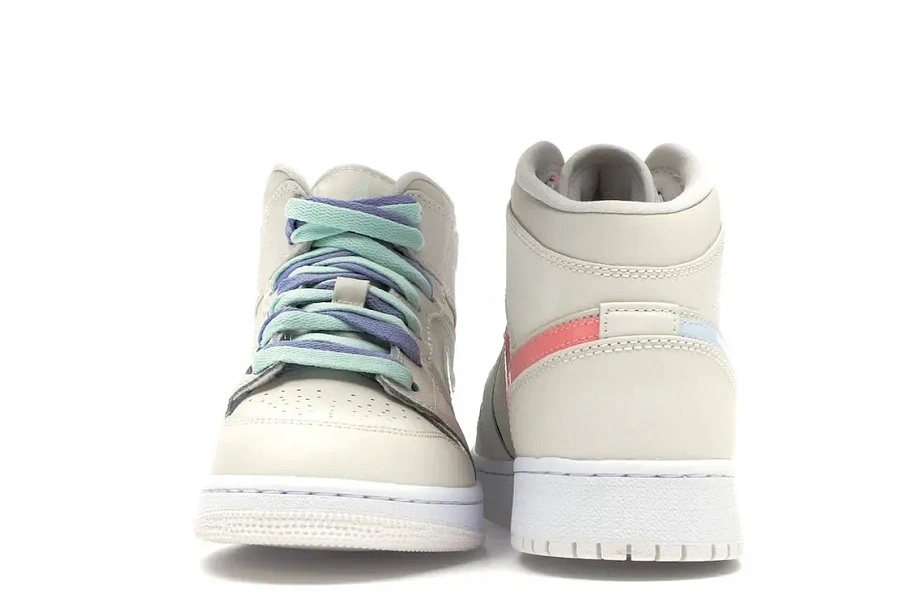 Фото № 4 с приближением к товару «‎Jordan 1 Mid Multi-Color Swoosh Phantom »