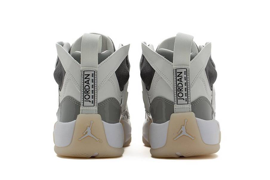 Фото № 3 с приближением к товару «‎Jordan Brand Jumpman Two Trey Wmns Medium»