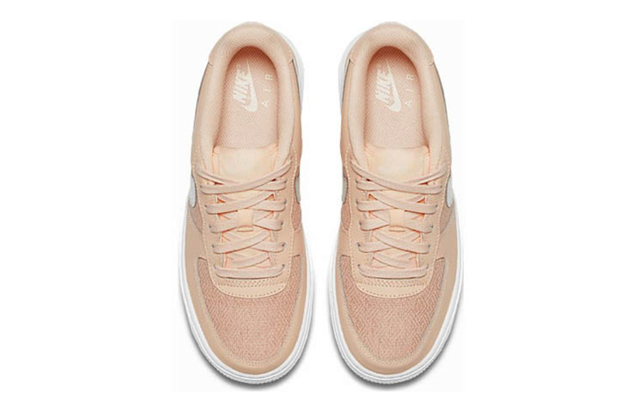 Фото № 4 с приближением к товару «‎Nike Air Force 1 LV8 (GS) Pink»