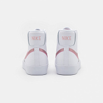 Фото № 3 с приближением к товару «‎Nike Blazer 77 »