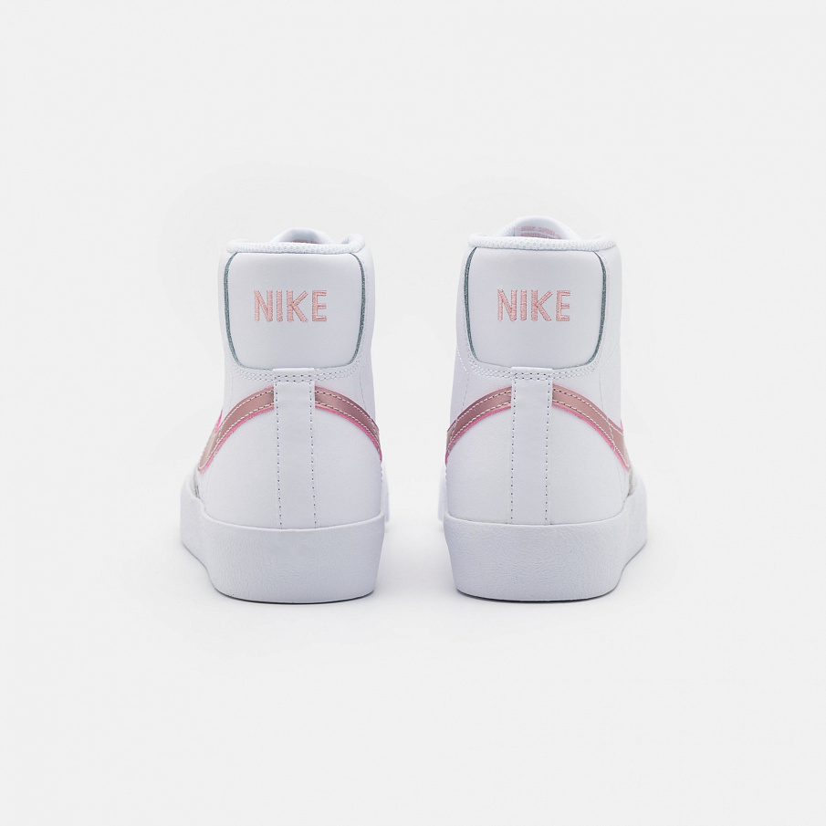 Фото № 3 с приближением к товару «‎Nike Blazer 77 »