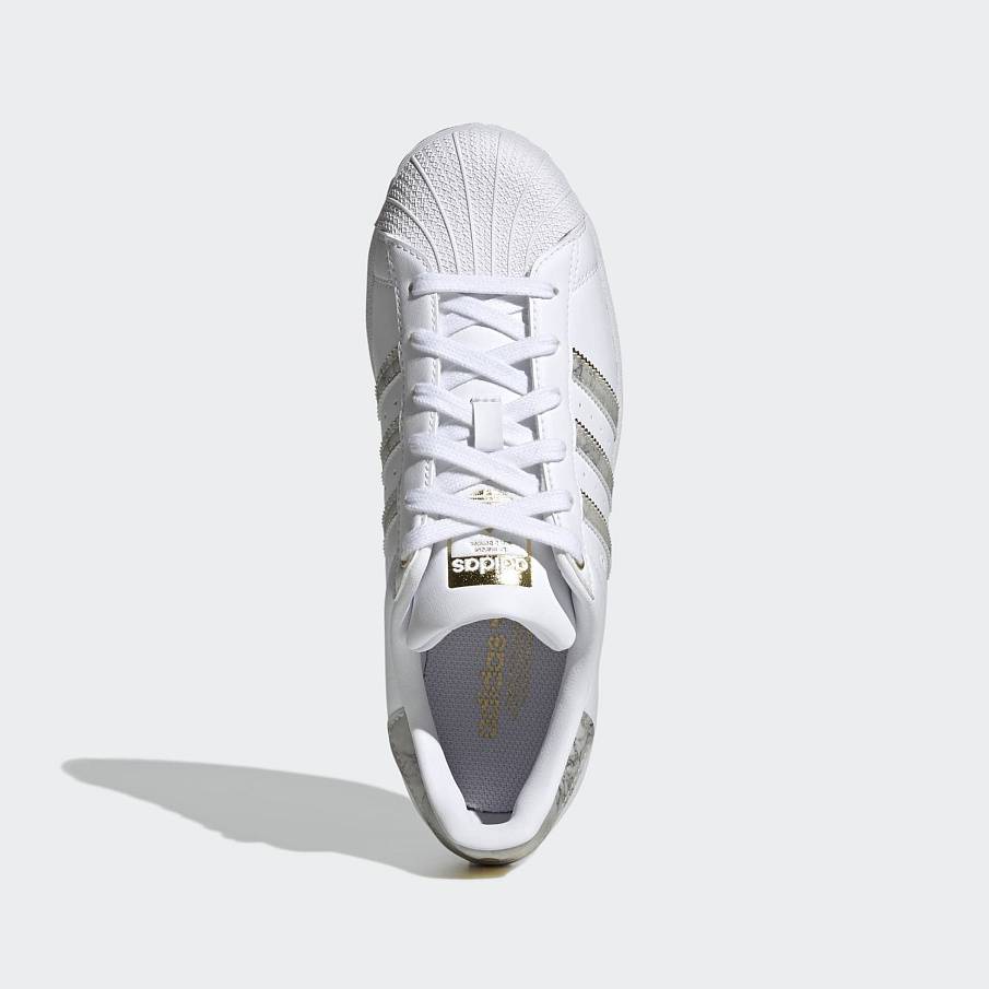 Фото № 1 с приближением к товару «‎Adidas Superstar »
