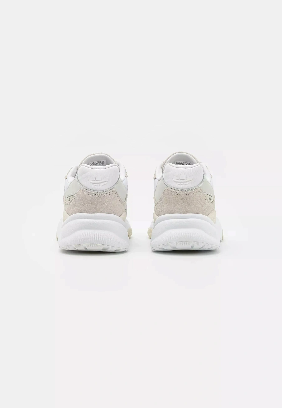 Фото № 3 с приближением к товару «‎RETROPY F90 UNISEX»