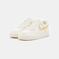 Фото № 3 с приближением к товару «‎Nike Air Force 1 07 »