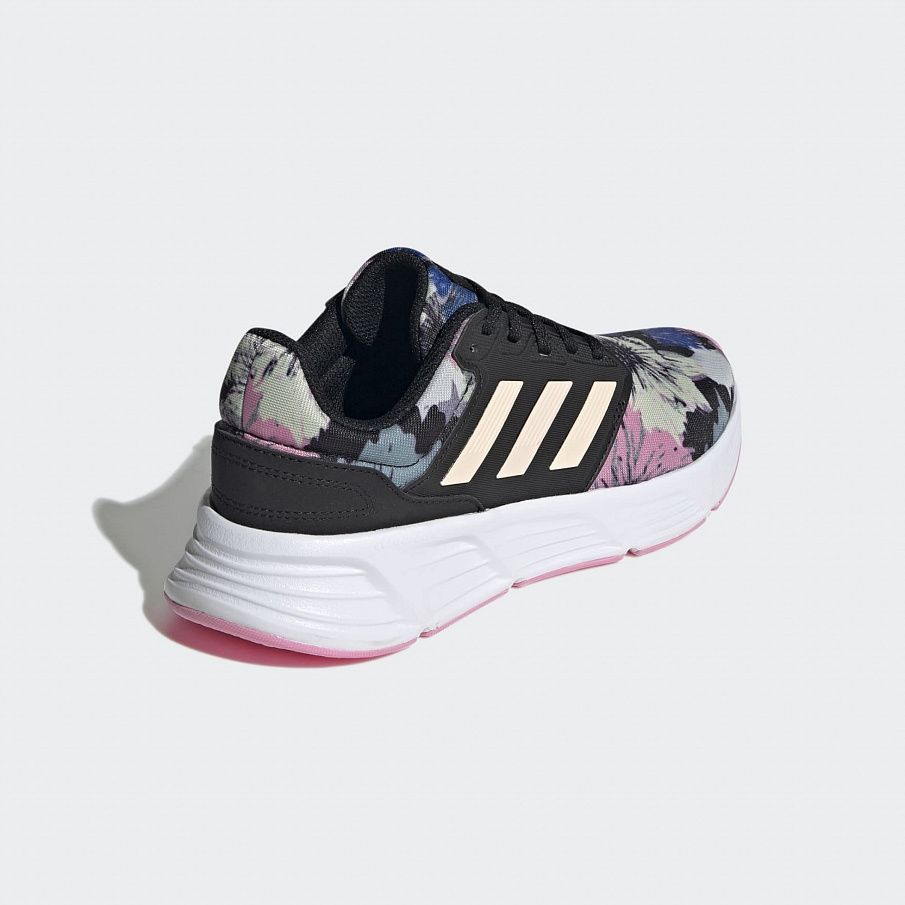 Фото № 4 с приближением к товару «‎Adidas Galaxy »
