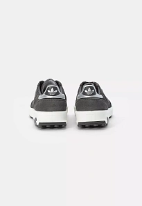 Фото № 2 с приближением к товару «‎INDOOR CT UNISEX»