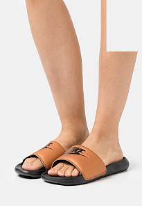 Фото № 1 с приближением к товару «‎Nike Victori One Slide»