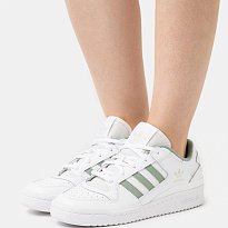 Фото № 2 с приближением к товару «‎Adidas Forum »