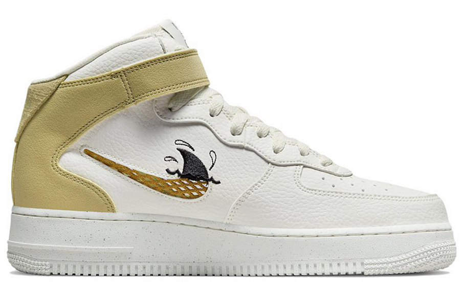 Фото № 2 с приближением к товару «‎ Nike Air Force 1 Mid Skate shoes»