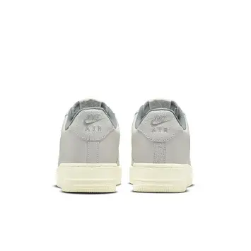 Nike Air Force 1 07 LX - 4