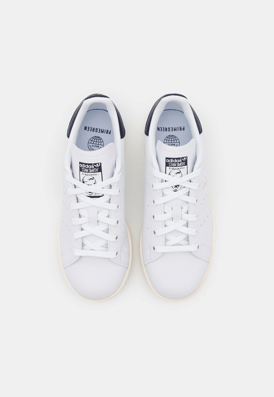 Фото № 4 с приближением к товару «‎Adidas Stan Smith »