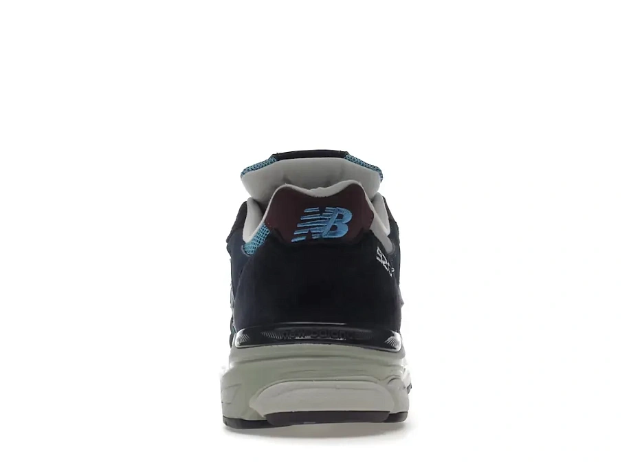 Фото № 4 с приближением к товару «‎New Balance 920»
