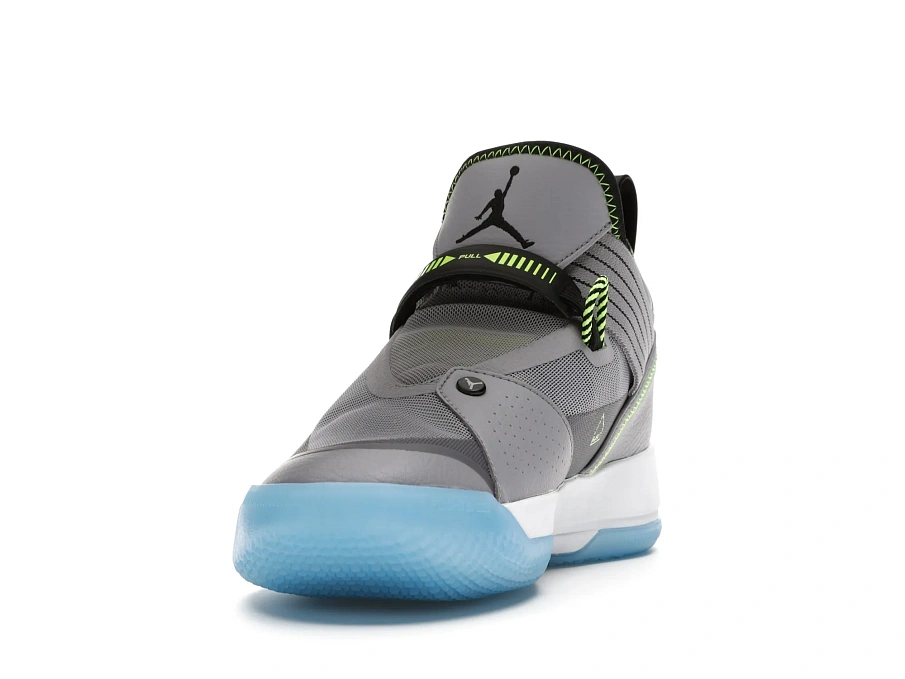 Фото № 3 с приближением к товару «‎Jordan XXXIII SE Cement Grey»