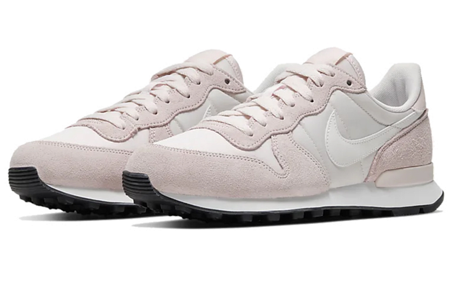 Фото № 3 с приближением к товару «‎Nike Wmns Internationalist PinkWhite»