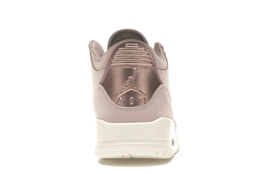 Фото № 4 с приближением к товару «‎Jordan 3 Retro Particle Beige »