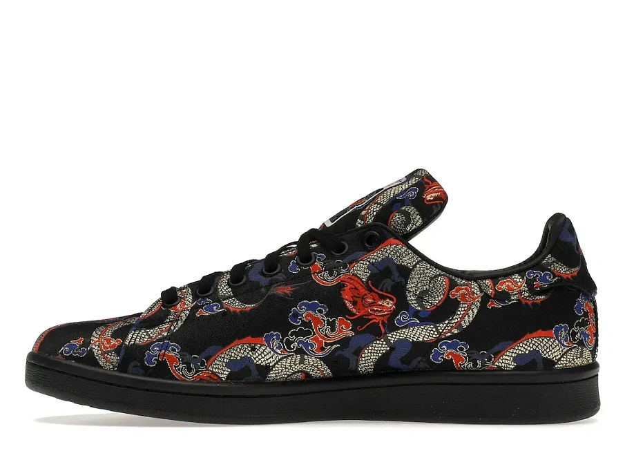 Фото № 3 с приближением к товару «‎adidas Stan Smith Dragon Print»