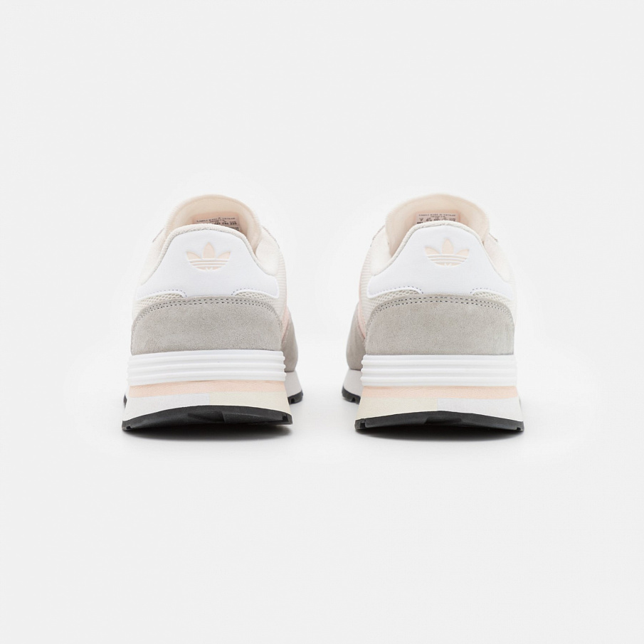 Фото № 4 с приближением к товару «‎Adidas Treziod »