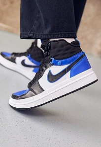 Фото № 3 с приближением к товару «‎WMNS AIR JORDAN 1 ACCLIMATE»