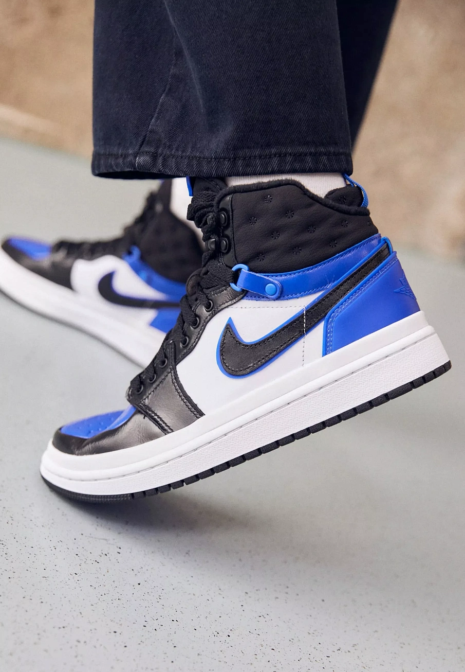 Фото № 3 с приближением к товару «‎WMNS AIR JORDAN 1 ACCLIMATE»