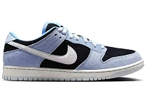 Фото № 1 с приближением к товару «‎Nike SB Dunk Low»