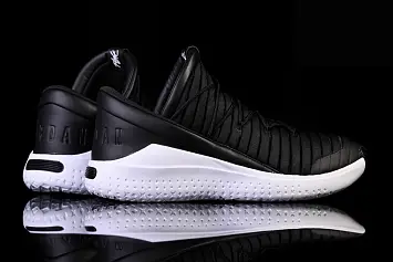 Nike Air Jordan Flight Luxe Oreo  - 2