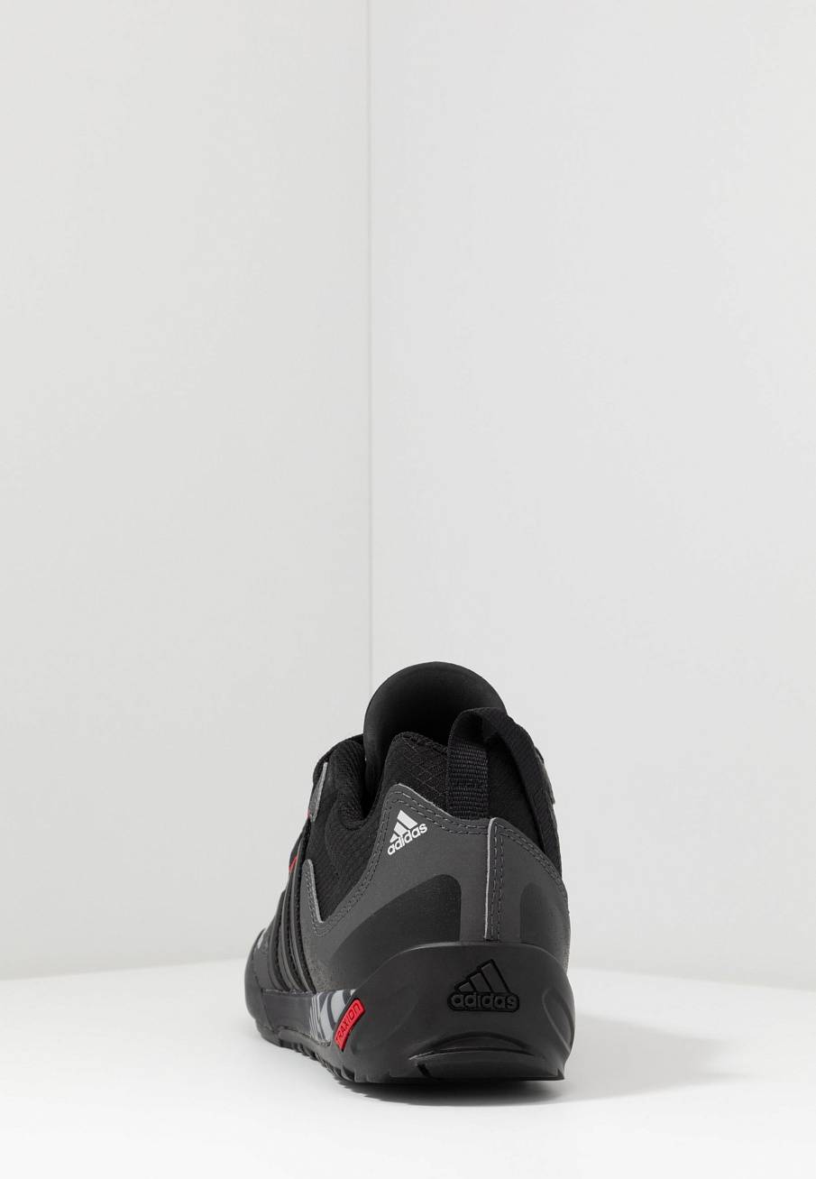 Фото № 4 с приближением к товару «‎Adidas Terrex Swift Solo»