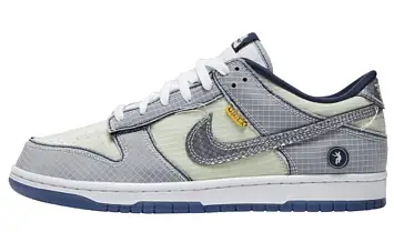 UNION Nike Dunk Low Passport Pack Skate shoes Pistachio - 1