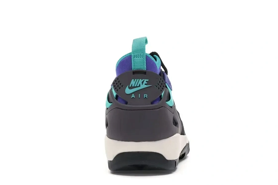 Фото № 4 с приближением к товару «‎Nike Air Revaderchi»