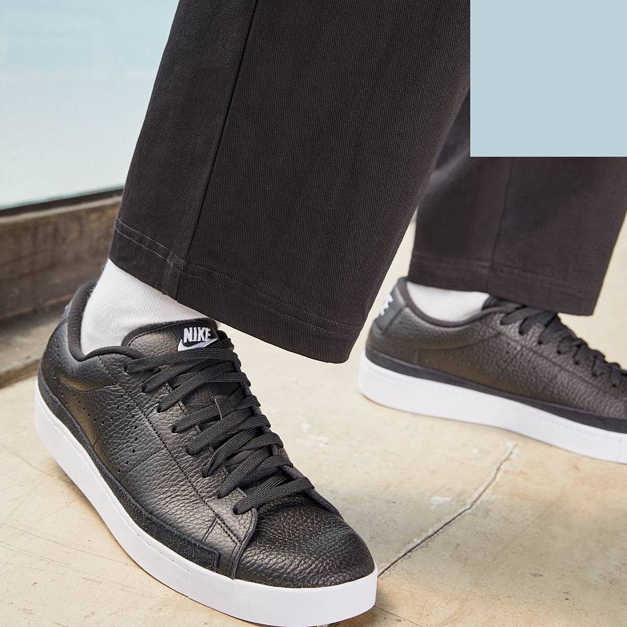 Фото № 3 с приближением к товару «‎Nike Blazer »
