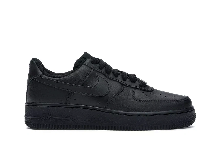 Фото № 1 с приближением к товару «‎Nike Air Force 1 Low 07 Black »