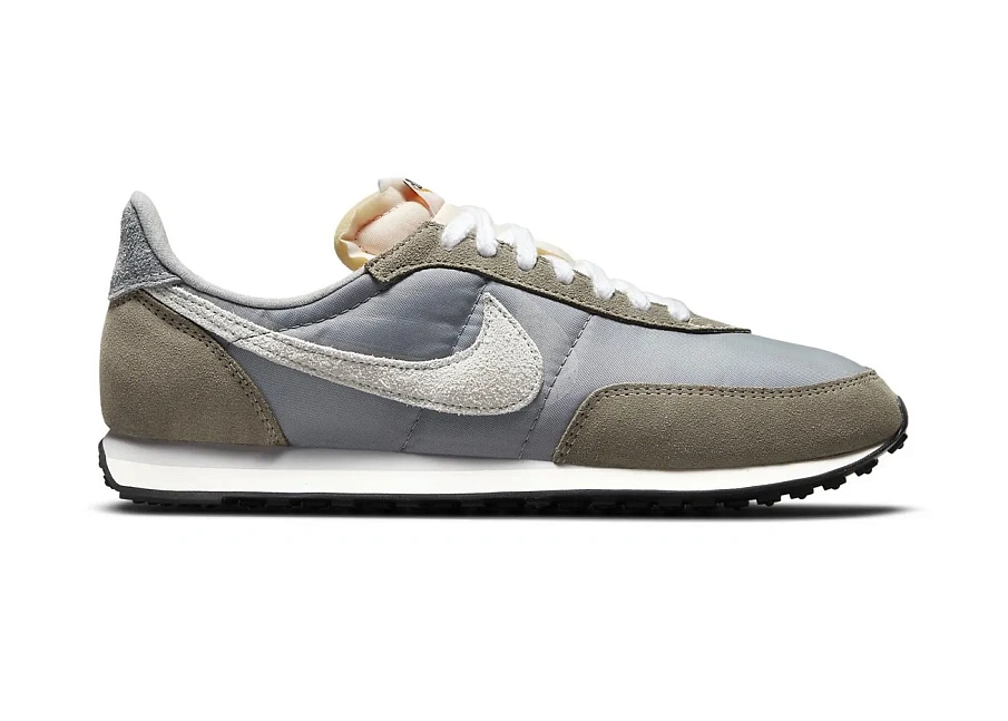Фото № 1 с приближением к товару «‎Nike Waffle Trainer 2 Mountain White Olive»