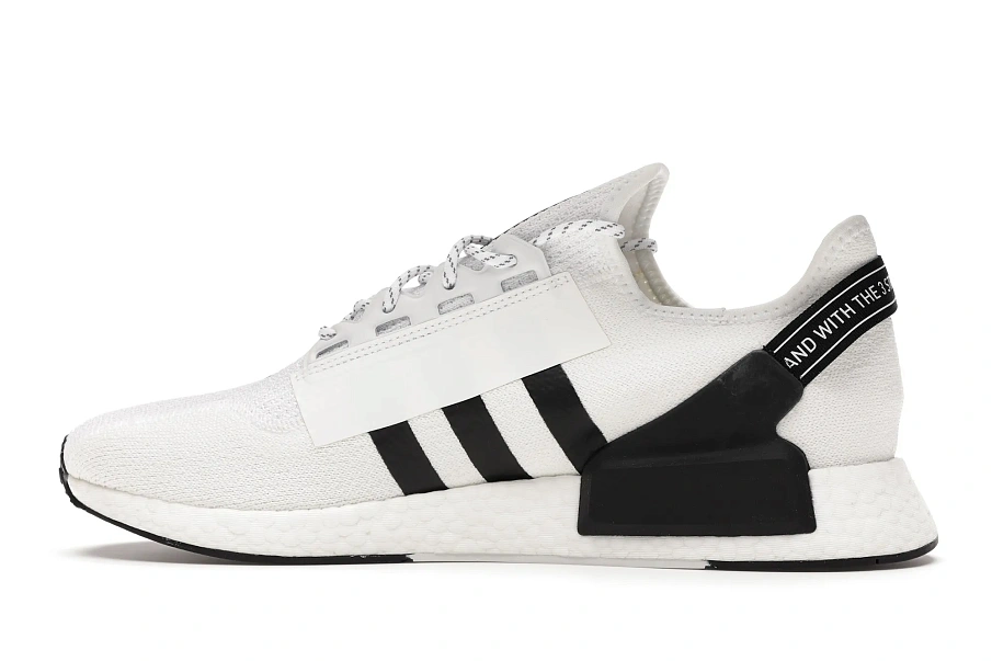 Фото № 5 с приближением к товару «‎adidas NMD V2 Footwear White Core Black»