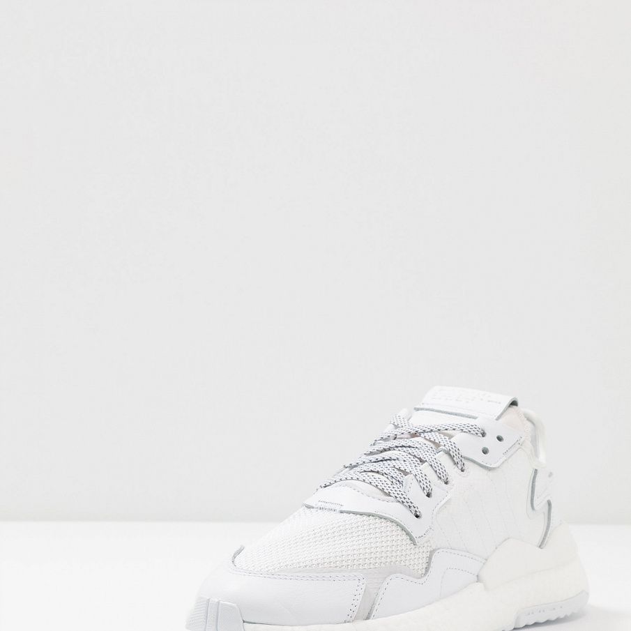 Фото № 3 с приближением к товару «‎Adidas Nite Jogger »