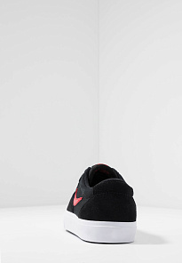 Фото № 4 с приближением к товару «‎Nike Chron »