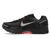 Фото № 3 с приближением к товару «‎Nike Zoom Vomero 5»