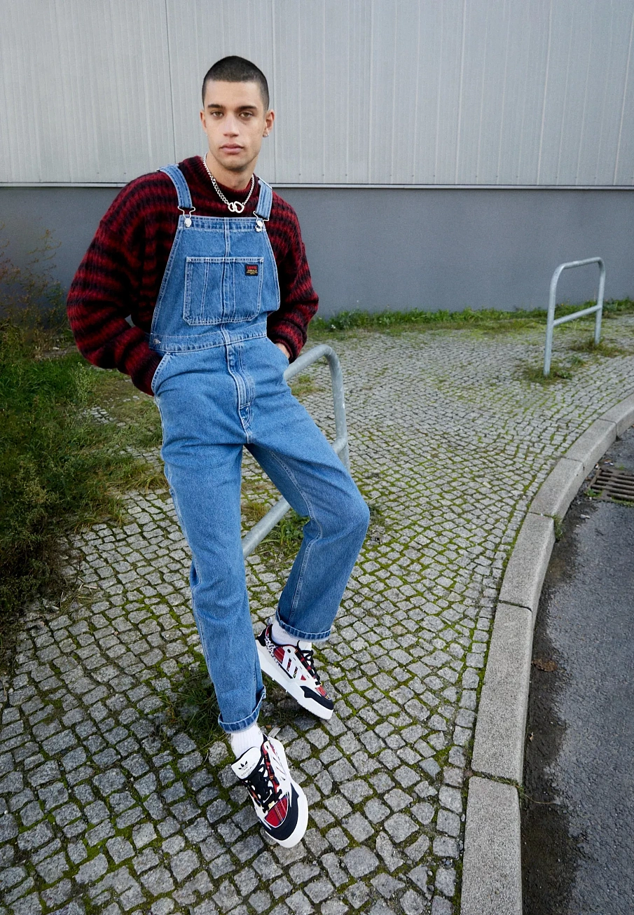 Фото № 4 с приближением к товару «‎ADI2000 UNISEX»